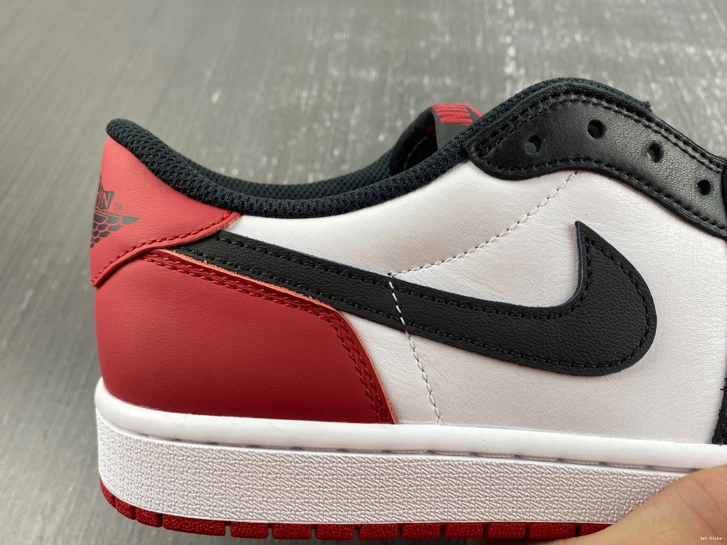 Jordan Toe - 1 Retro Low OG CZ0790-106 Black 0518